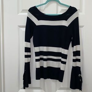 Long Bell Sleeve International Concepts Top